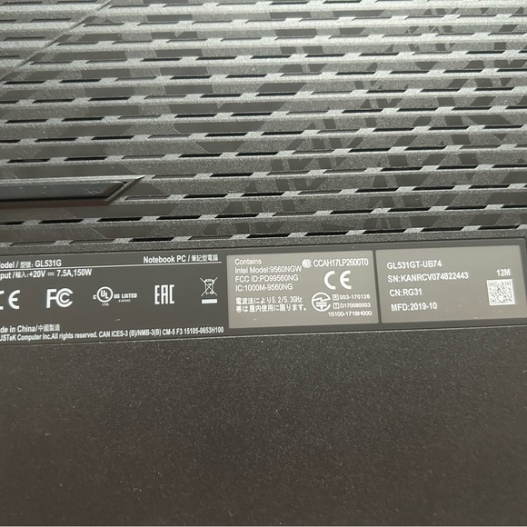 ASUS ROG GAMING LAPTOP (2019) - Picture 9 of 11